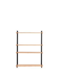 Holzregal mit schwarzem Rahmen als Teil des Hamburger Concept Stores für Designmöbel