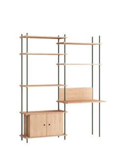 Holzregale in Grün und Braun