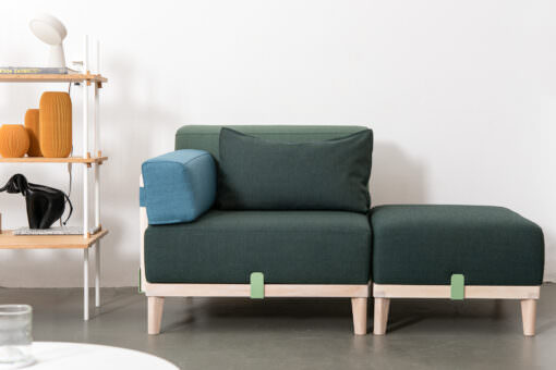 Lokaldesign Hamburg: Inspirierendes Holzsofa für stilvolle Wohnräume