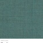 Blaue Wand aus leichtem Textil, ruhiger Raum im nachhaltigen Interior-Design von lokaler Hamburger Designmöbelkollektion