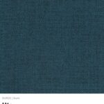 Tiefe blaue Textilien-Folie für nachhaltige Teppich- und Wohnaccessoire-Designs, glatte Oberfläche im weißen Rahmen, Hamburg