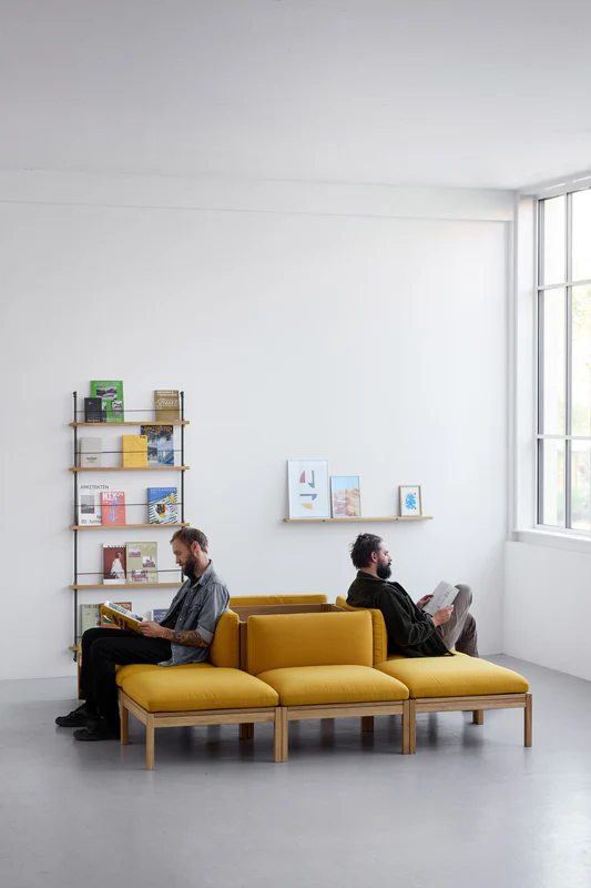 MOEBE Sofa im Hamburger -Showroom – Besuchen Sie uns für eine Beratung