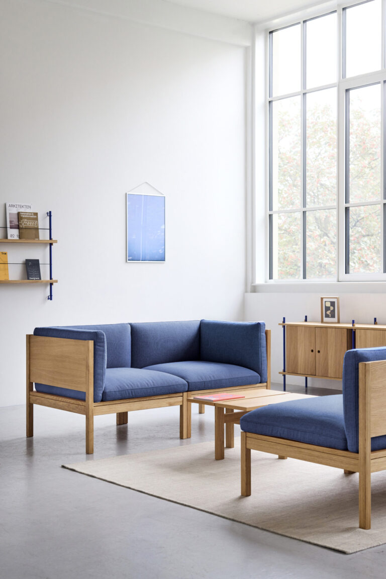 MOEBE Modular Sofa im Lokaldesign Showroom